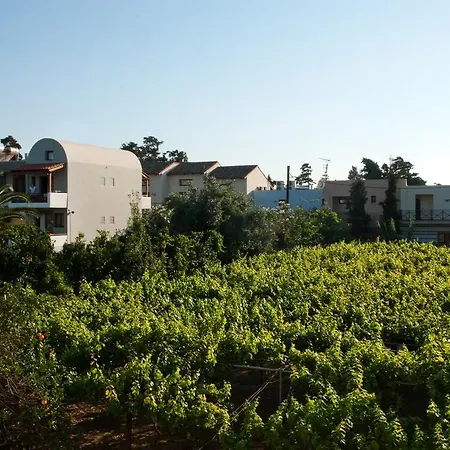 Casa Maria Apts 2*