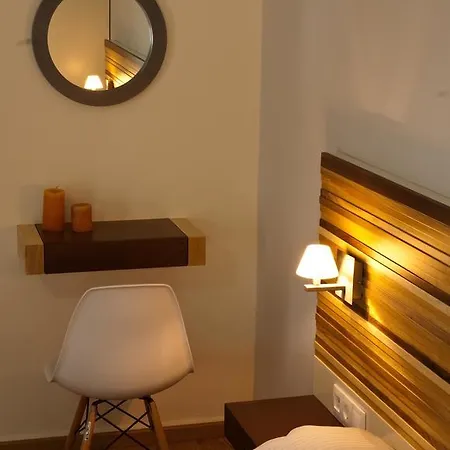 Casa Maria Apts
